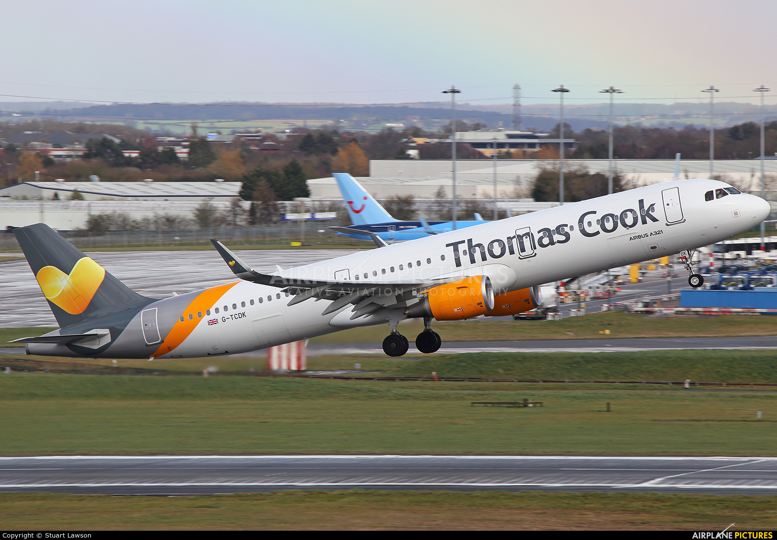 Thomas Cook G-TCDK aircraft at Birmingham