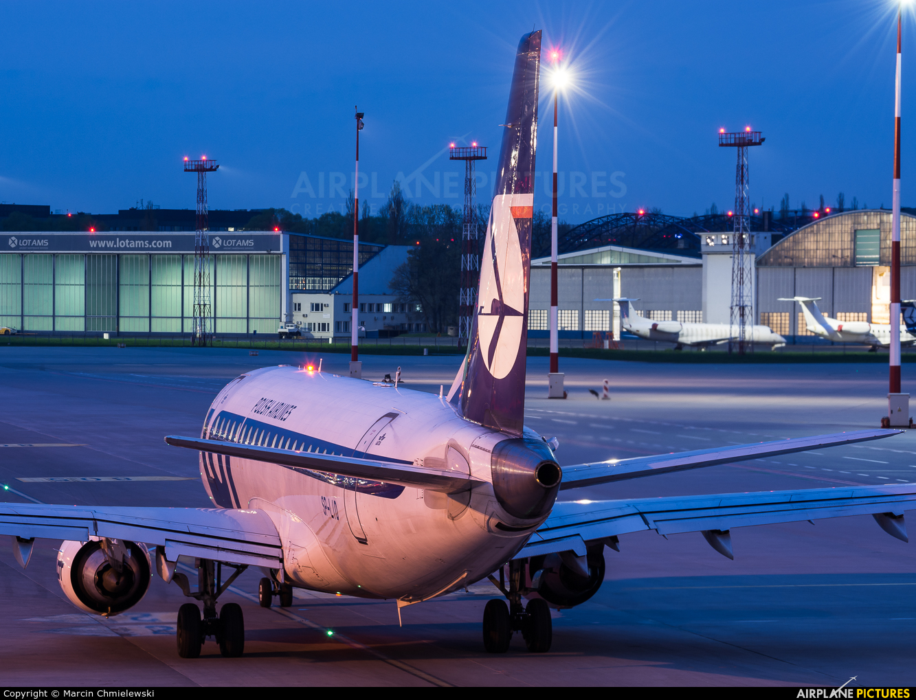 LOT - Polish Airlines SP-LID aircraft at Warsaw - Frederic Chopin