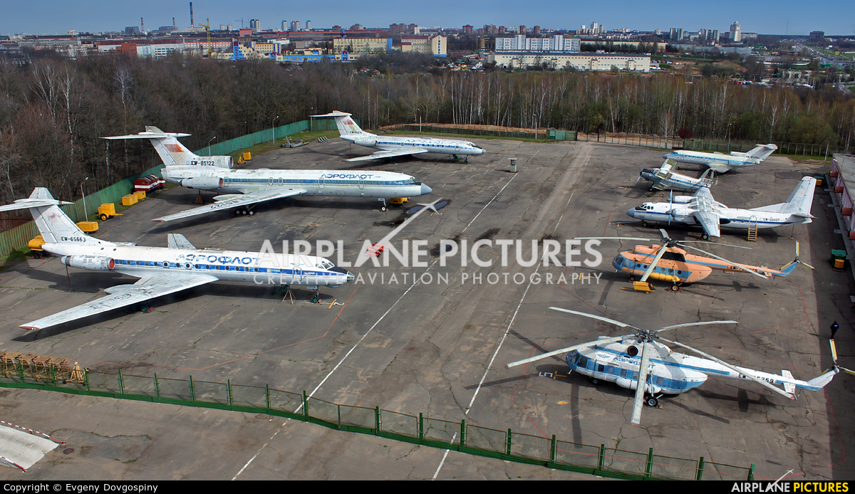 - Airport Overview - aircraft at Off Airport - Belarus