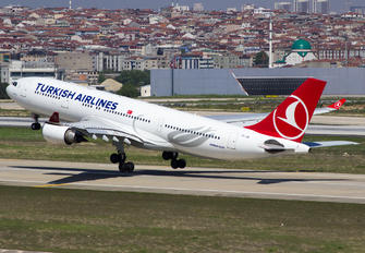 TC-JIN - Turkish Airlines Airbus A330-200