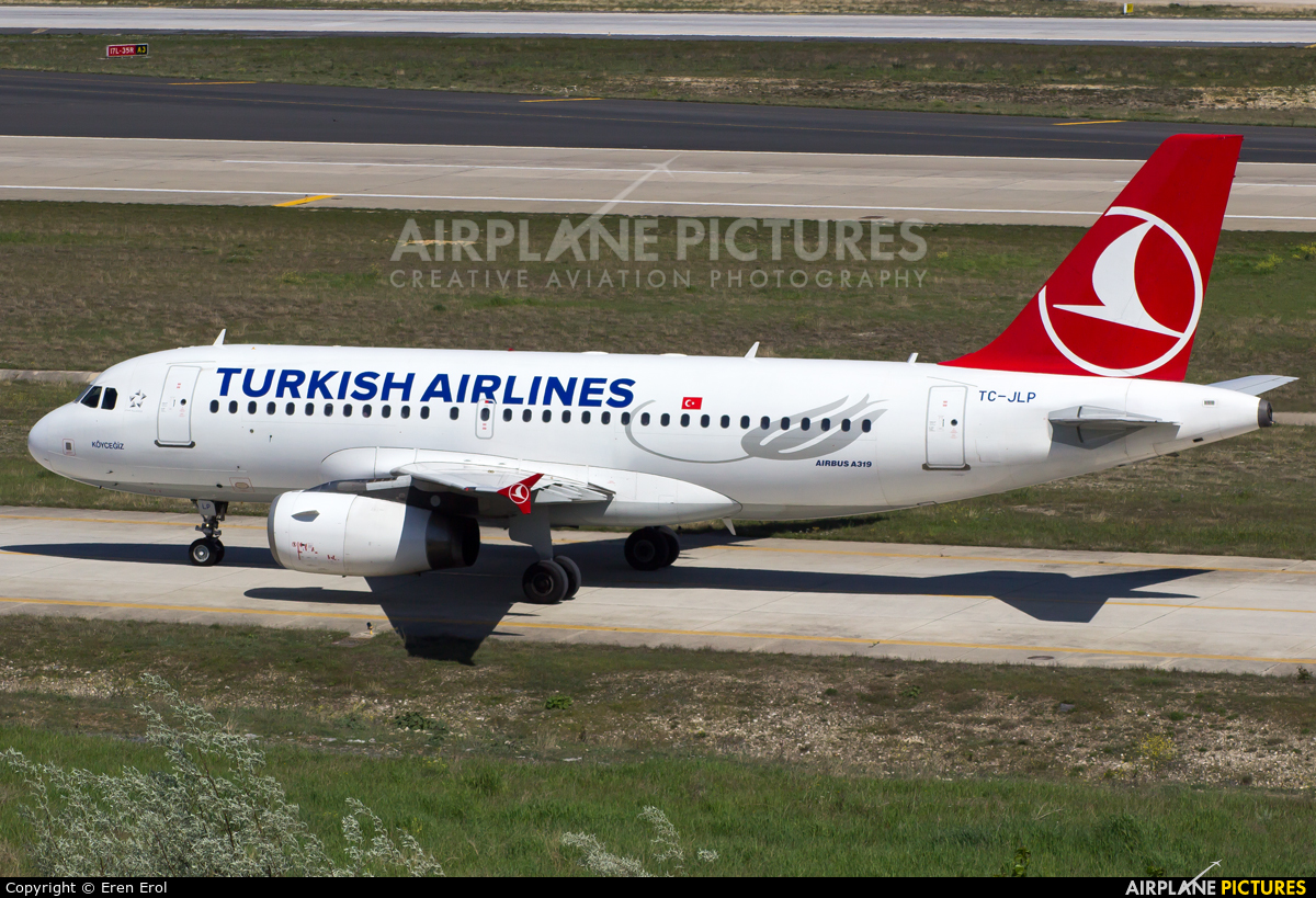 Turkish Airlines TC-JLP aircraft at Istanbul - Ataturk