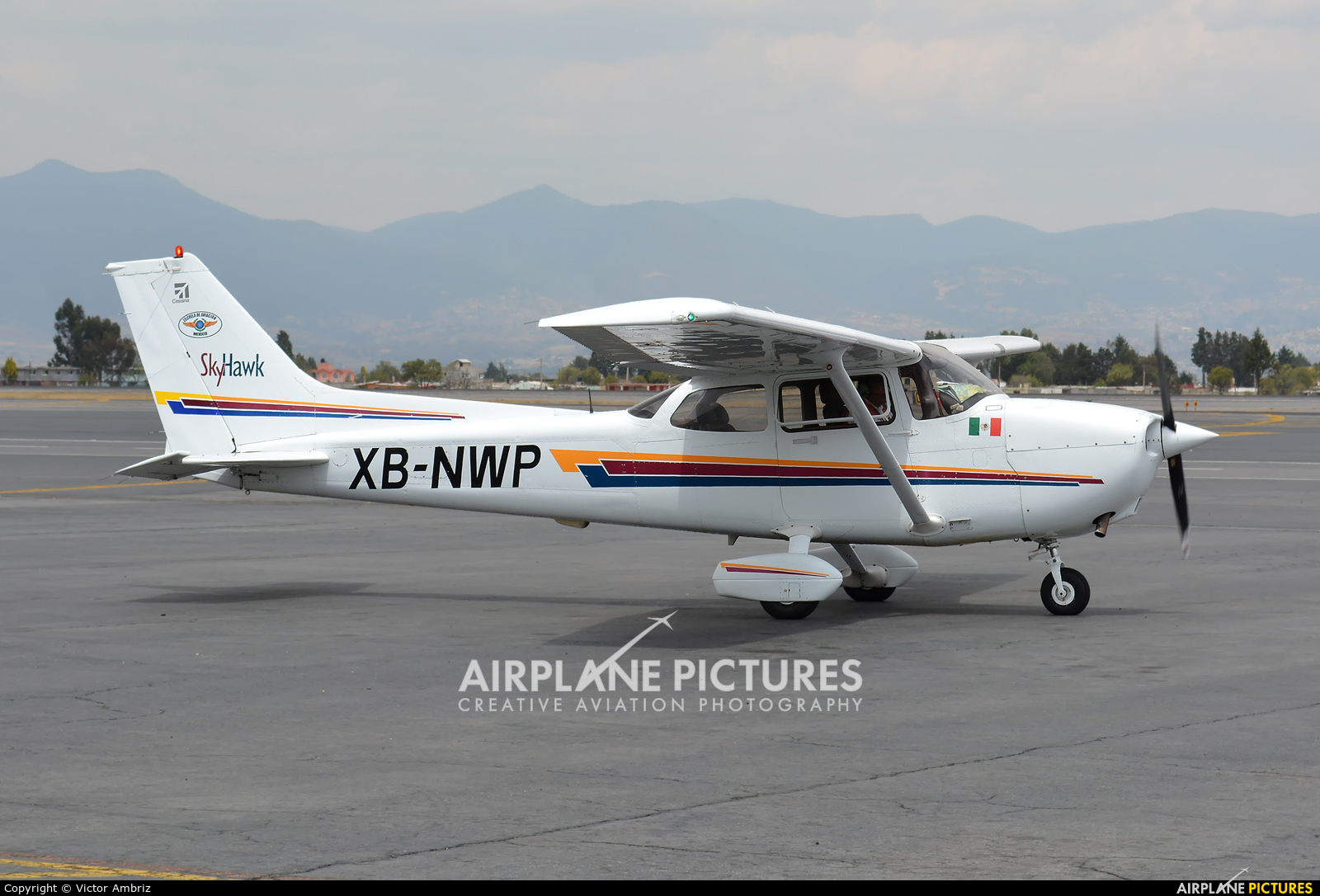 Escuela de Aviación México XB-NWP aircraft at Toluca Intl