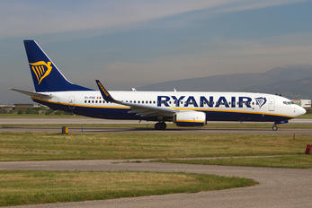 EI-FOZ - Ryanair Boeing 737-800