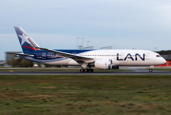 CC-BBJ - LAN Airlines Boeing 787-8 Dreamliner