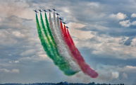 - - Italy - Air Force "Frecce Tricolori" Aermacchi MB-339-A/PAN aircraft