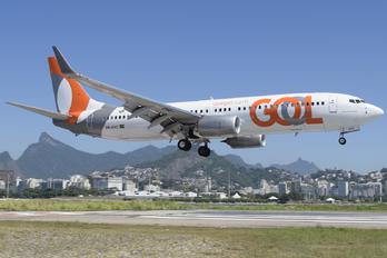 PR-GYC - GOL Transportes Aéreos  Boeing 737-800
