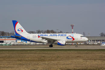 VP-BTE - Ural Airlines Airbus A319