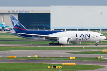 N776LA - LAN Cargo Colombia Boeing 777F