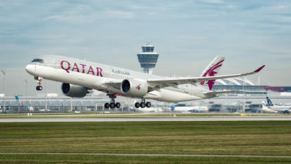 A7-ALE - Qatar Airways Airbus A350-900