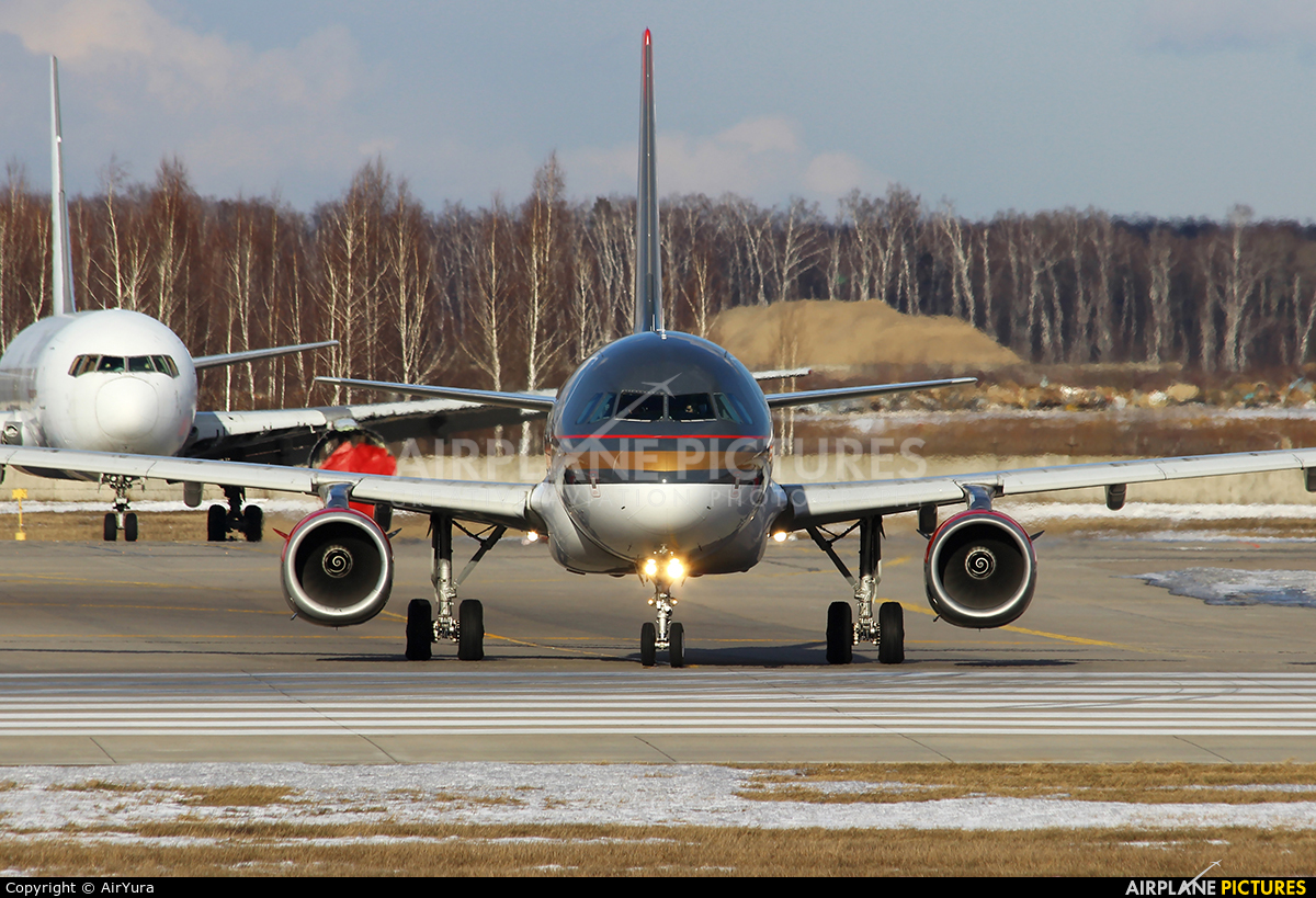 Royal Jordanian JY-AYN aircraft at Moscow - Domodedovo