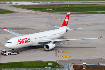 HB-JHM - Swiss Airbus A330-300