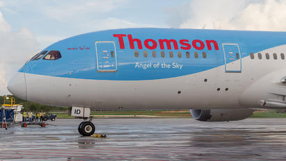 G-TUID - Thomson/Thomsonfly Boeing 787-8 Dreamliner
