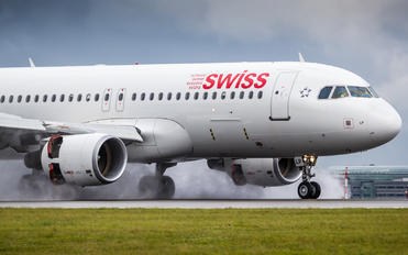 HB-JLP - Swiss Airbus A320