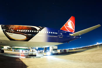 TC-JJN - Turkish Airlines Boeing 777-300ER