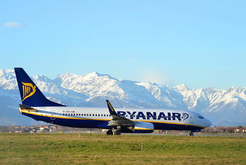 EI-ESS - Ryanair Boeing 737-800