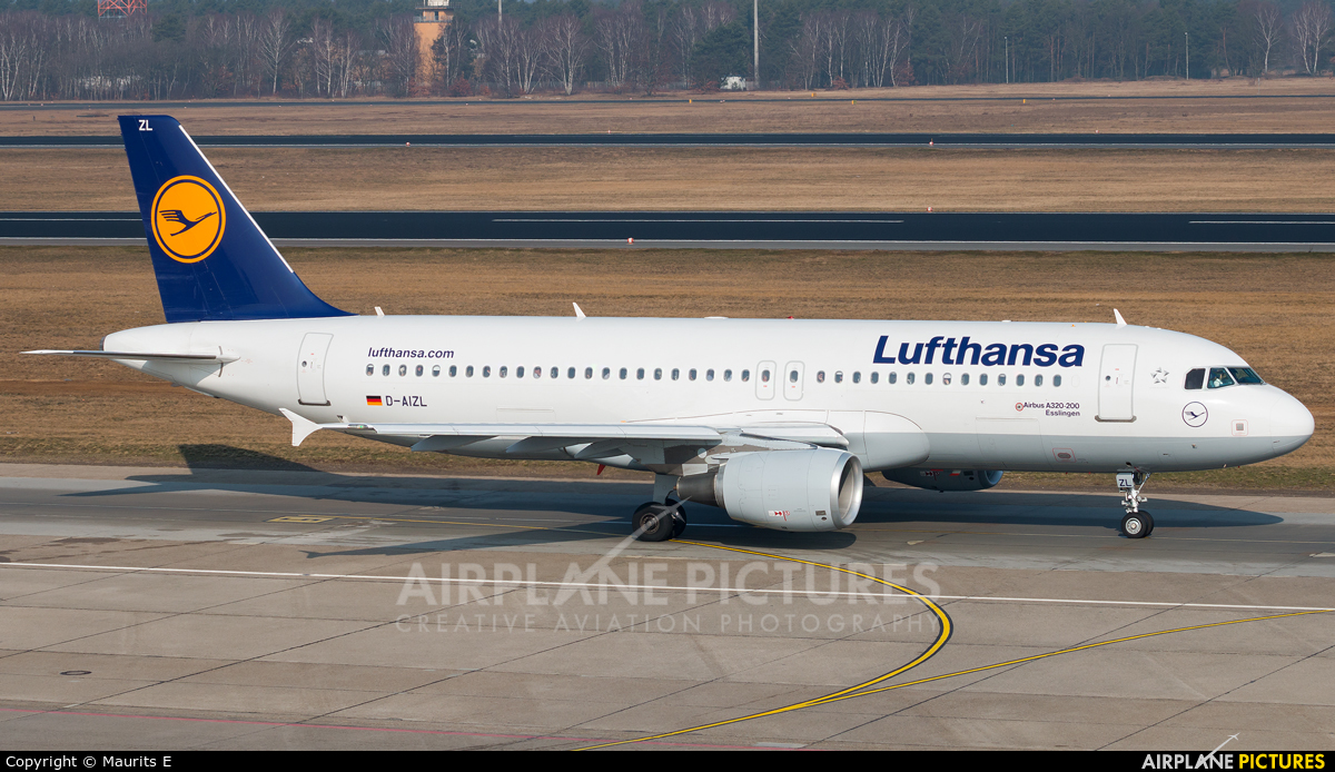 Lufthansa D-AIZL aircraft at Berlin - Tegel