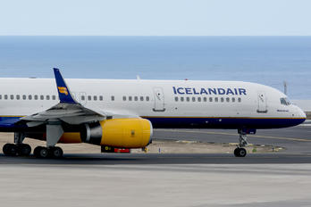 TF-FIA - Icelandair Boeing 757-200