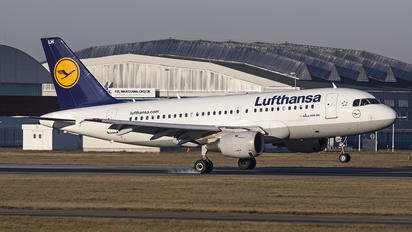 D-AILH - Lufthansa Italia Airbus A319