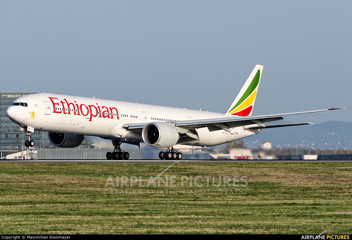 Ethiopian Airlines ET-ASK aircraft at Vienna - Schwechat