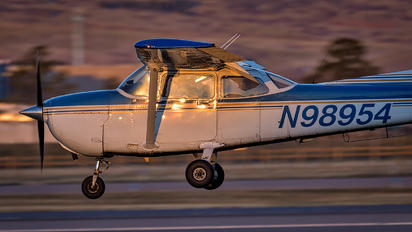 N98954 - Private Cessna 172 Skyhawk (all models except RG)