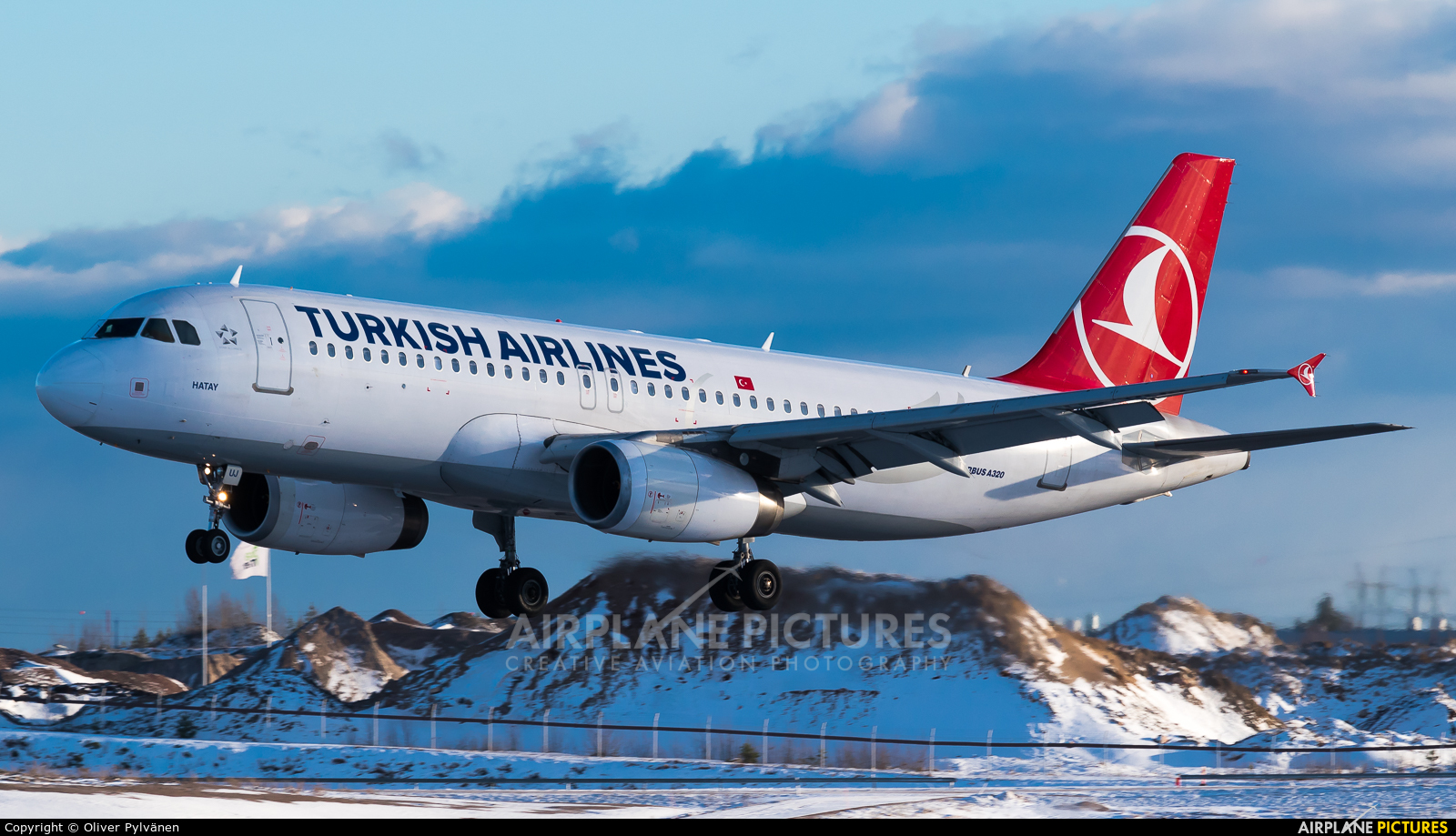 Turkish Airlines TC-JUJ aircraft at Helsinki - Vantaa