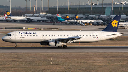 D-AIDF - Lufthansa Airbus A321