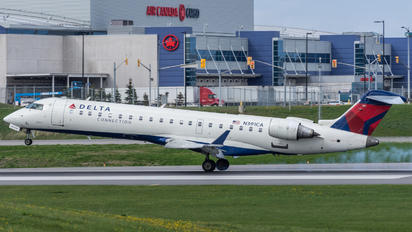 N391CA - Delta Connection Bombardier CRJ-700 