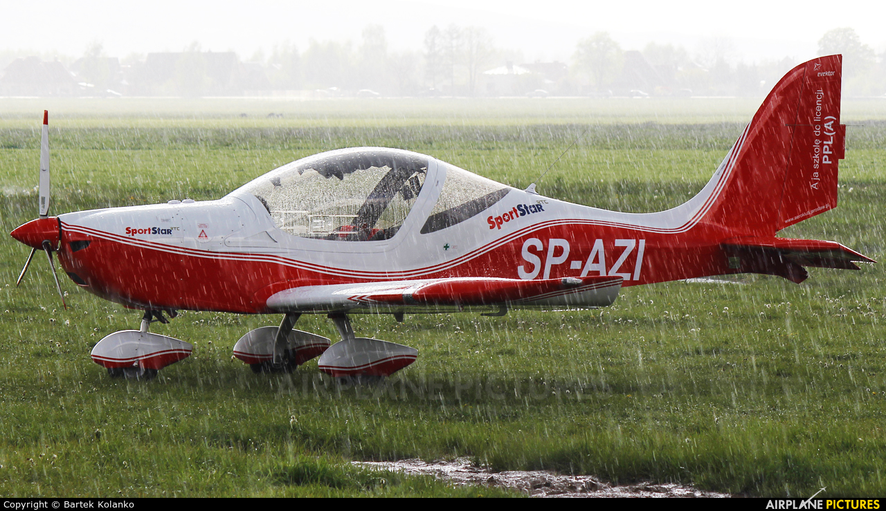 Aeroklub Ziemi Jarosławskiej SP-AZI aircraft at Krosno