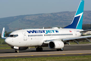 C-GMWJ - WestJet Airlines Boeing 737-700