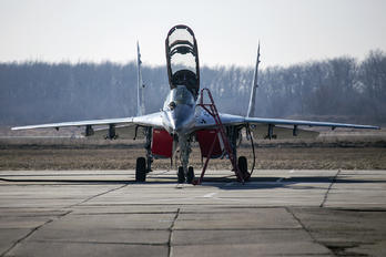 90 - Russia - Air Force Mikoyan-Gurevich MiG-29UB