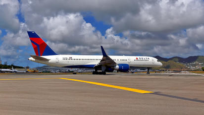 N687DL - Delta Air Lines Boeing 757-200