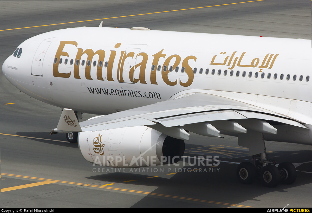Emirates Airlines A6-EKX aircraft at Dubai Intl