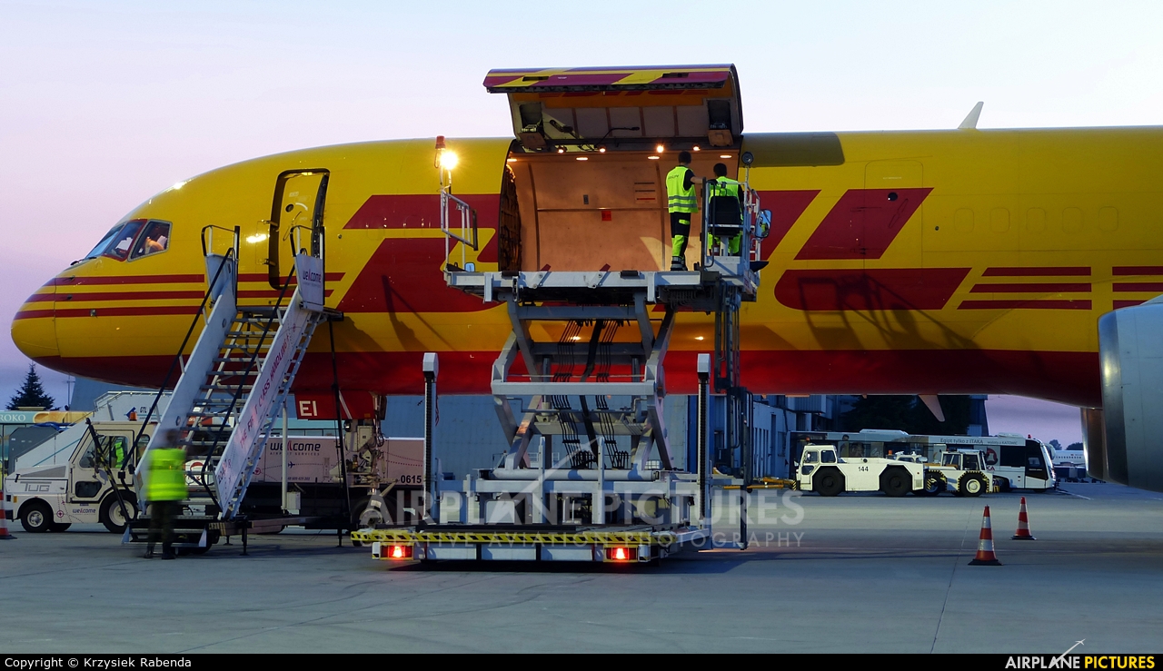 D-ALEI - DHL Cargo Boeing 757-200F at Katowice - Pyrzowice | Photo ID ...