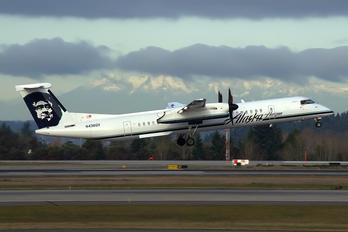 N436QX - Alaska Airlines - Horizon Air de Havilland Canada DHC-8-400Q / Bombardier Q400