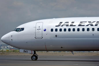 JA341J - JAL - Express Boeing 737-800
