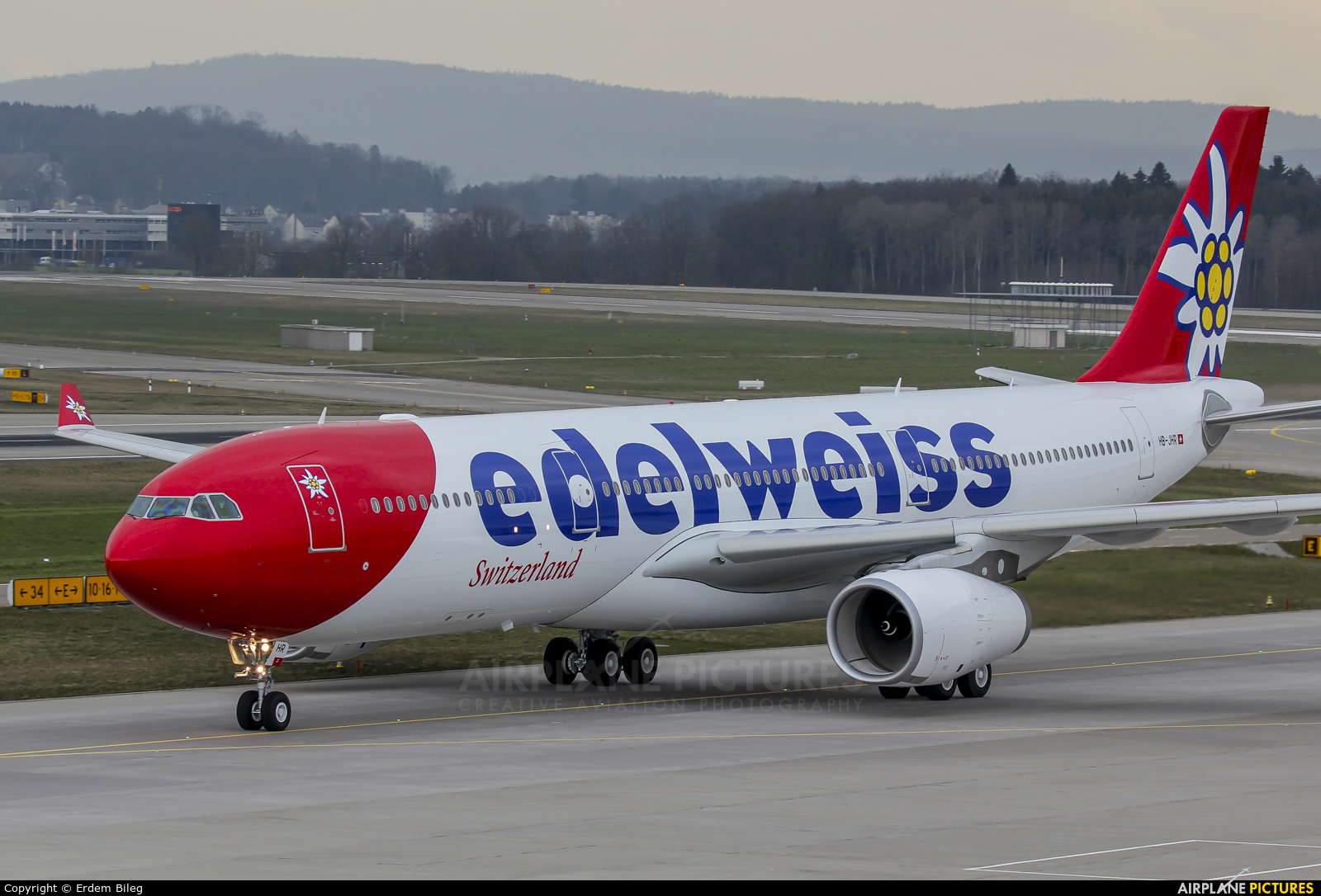 Edelweiss HB-JHR aircraft at Zurich