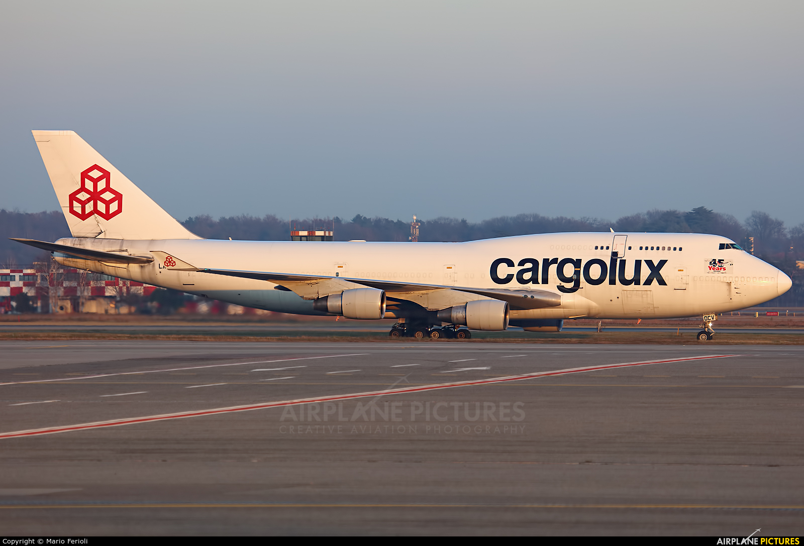 Cargolux LX-DCV aircraft at Milan - Malpensa