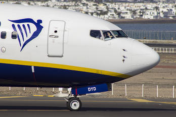 EI-DYD - Ryanair Boeing 737-800
