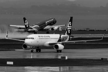 ZK-OXK - Air New Zealand Airbus A320
