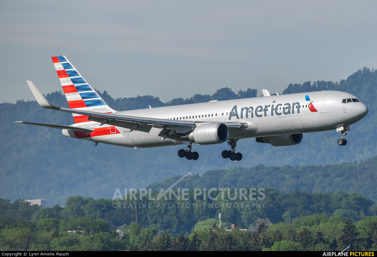 American Airlines N395AN aircraft at Zurich