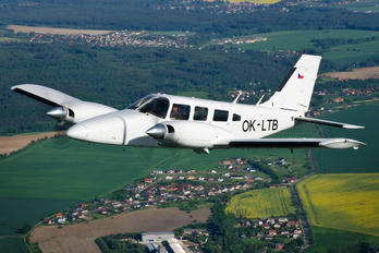 OK-LTB - Aeroklub Praha Letnany Piper PA-34 Seneca