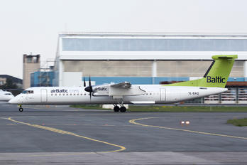 YL-BAQ - Air Baltic de Havilland Canada DHC-8-400Q / Bombardier Q400