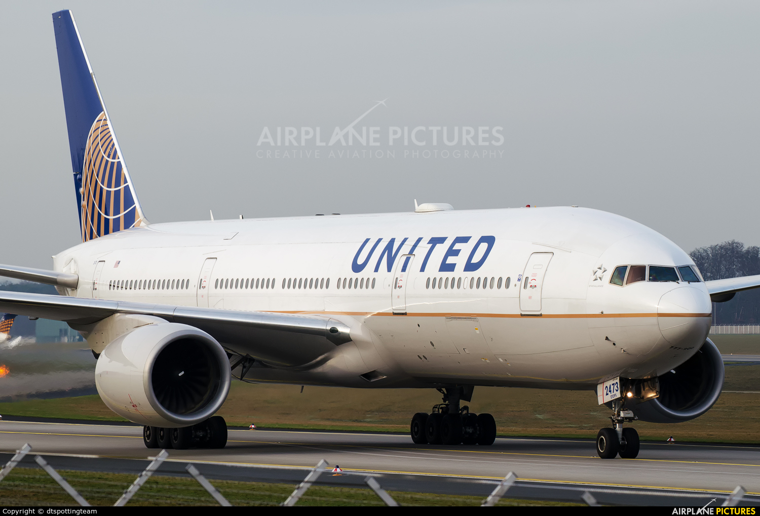 United Airlines N773UA aircraft at Frankfurt
