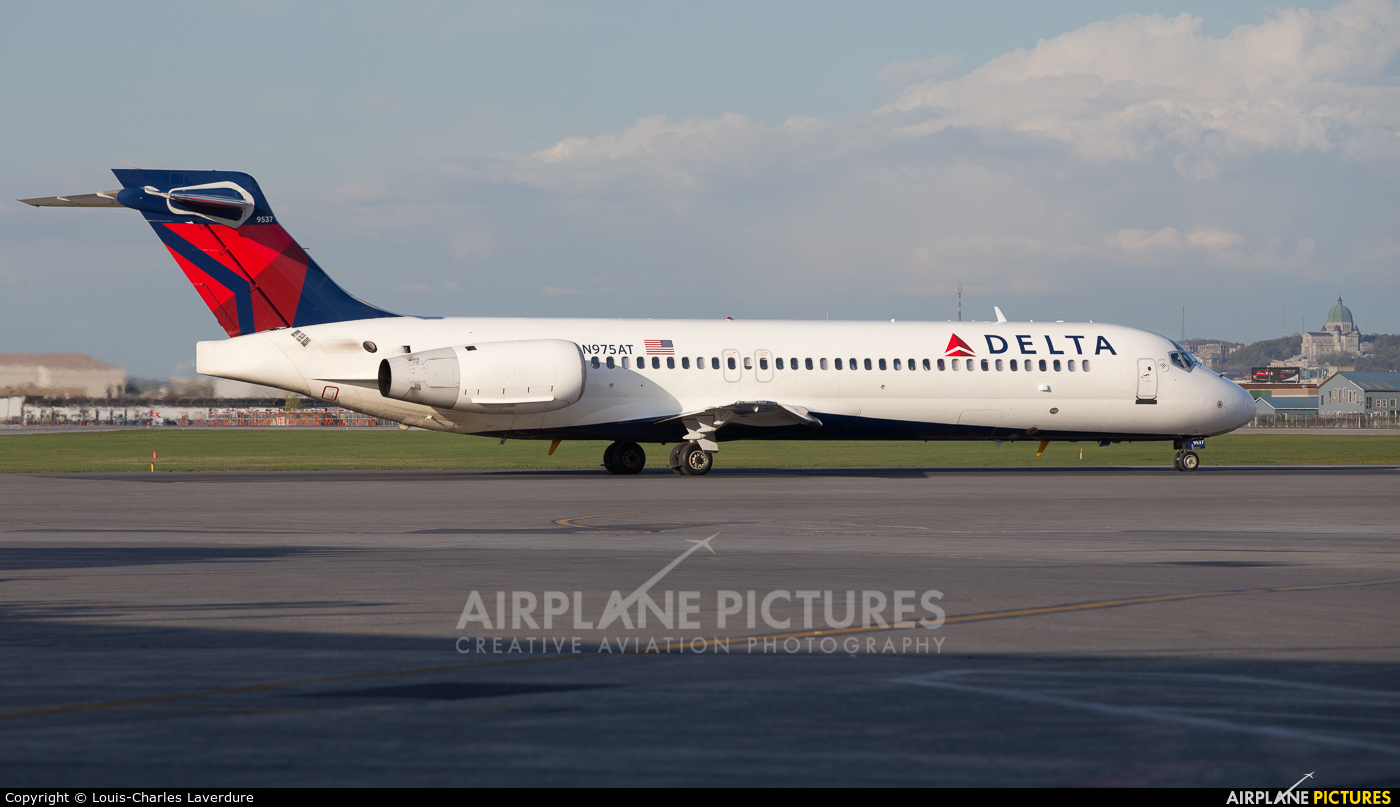 Delta Air Lines N975AT aircraft at Montreal - Pierre Elliott Trudeau Intl, QC