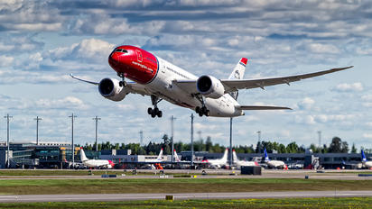 LN-LNG - Norwegian Long Haul Boeing 787-8 Dreamliner