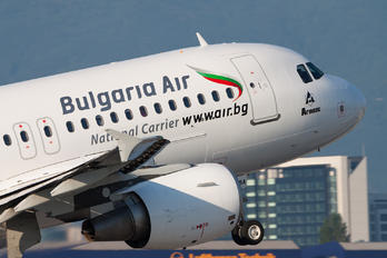 LZ-FBA - Bulgaria Air Airbus A319