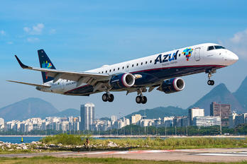 PR-AXL - Azul Linhas Aéreas Embraer ERJ-195 (190-200)
