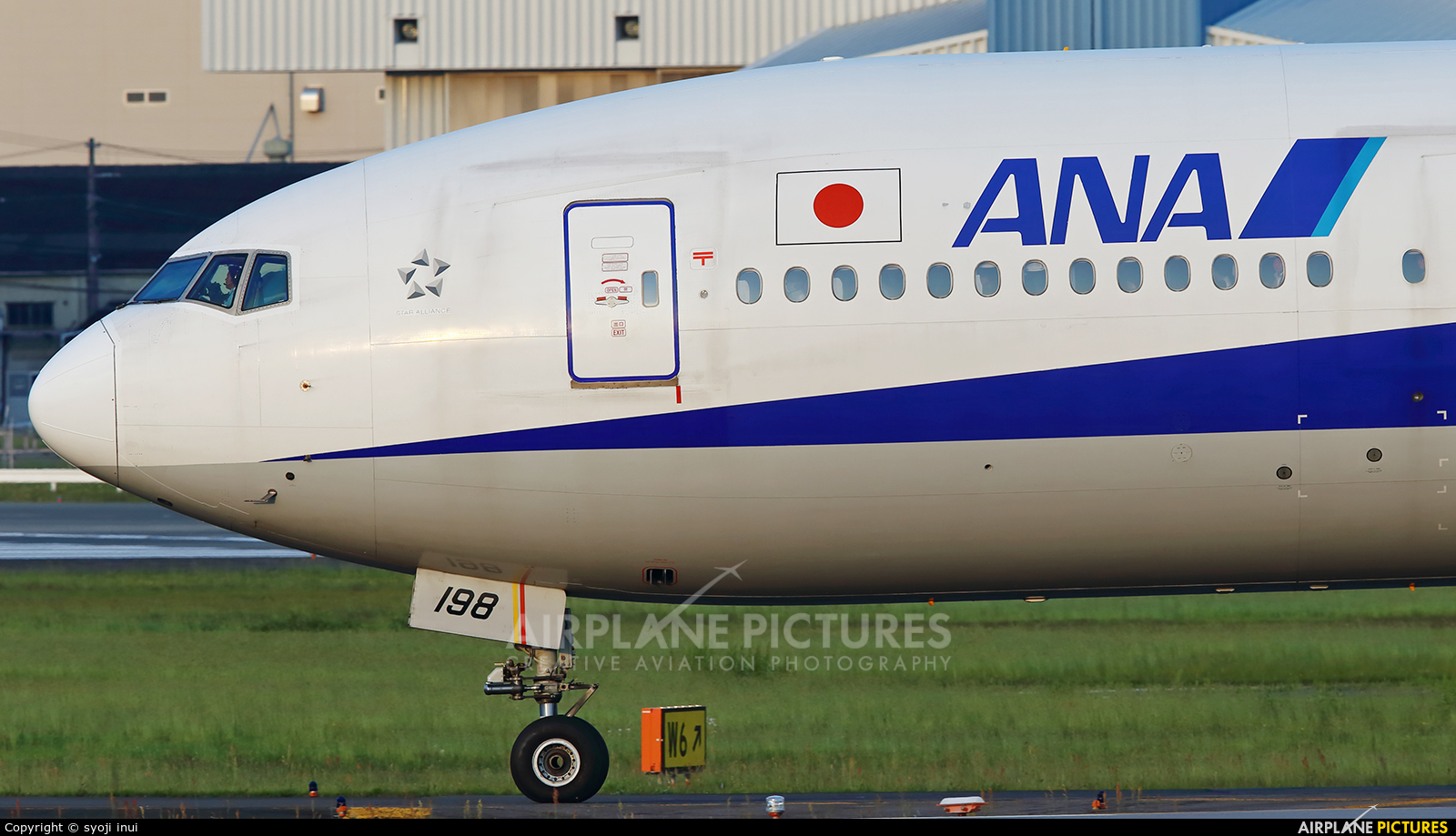 ANA - All Nippon Airways JA8198 aircraft at Osaka - Itami Intl