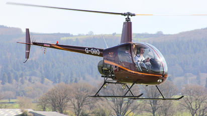 G-OIIO - Whizzard Helicopters Robinson R22