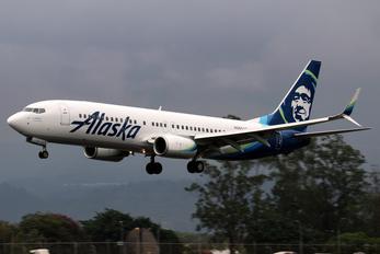 N565AS - Alaska Airlines Boeing 737-800